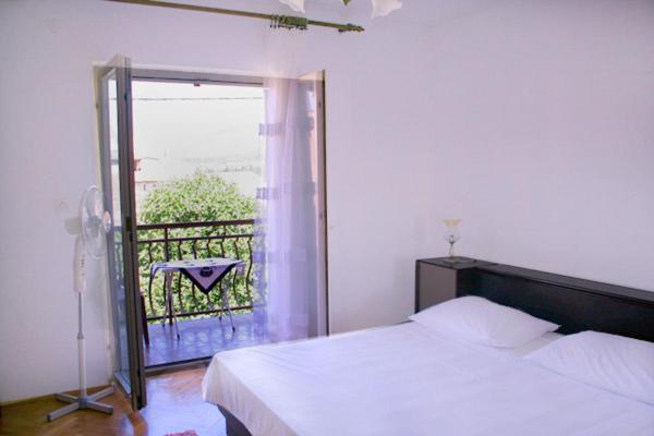 Mravak Apartments Trogir Exterior photo
